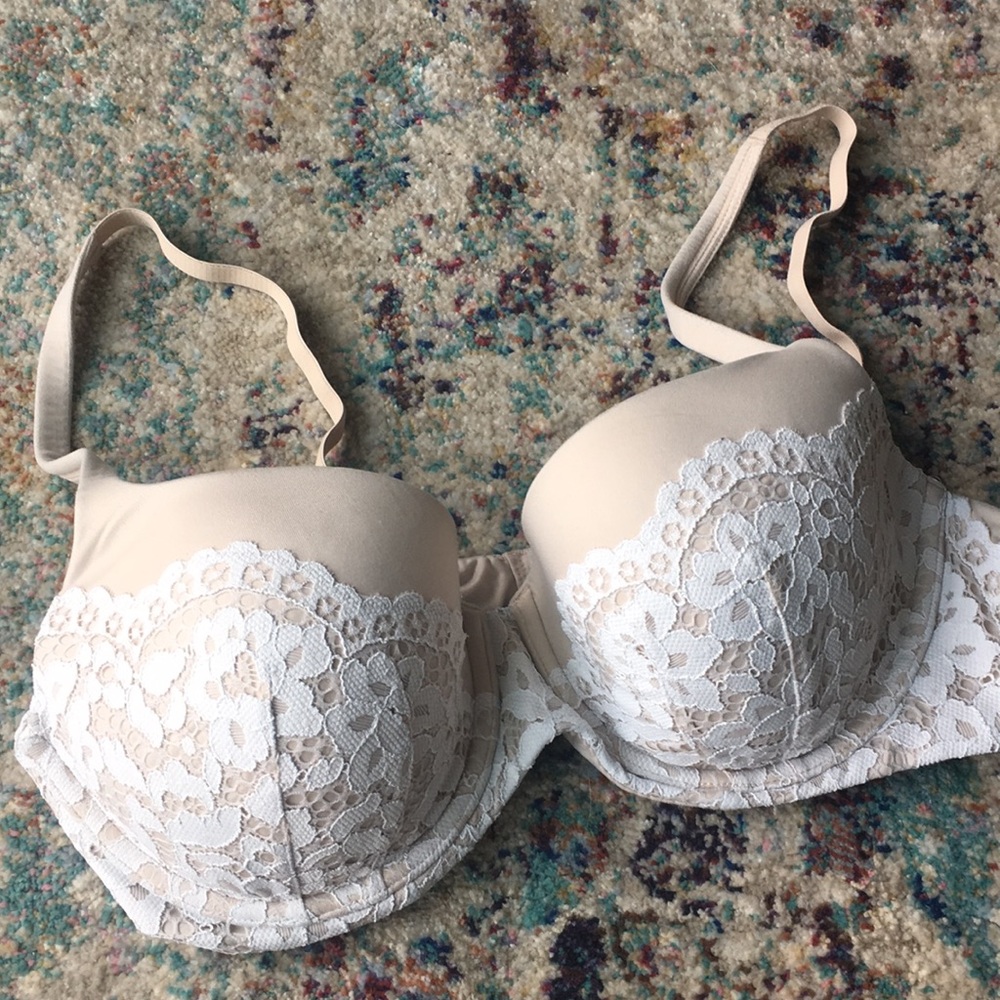 [Size 36D] Victoria’s Secret Body by Victoria Bra